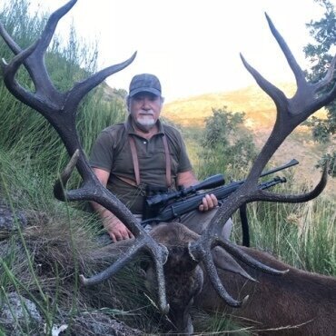 Rothirsch-Jagd in Spanien - Bild 1